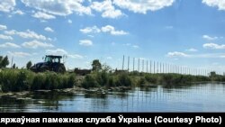 Загароды на ўкраінскай тэрыторыі на мяжы зь Беларусьсю, 28 чэрвеня 2024. Фота Дзяржаўнай памежнай службы Ўкраіны