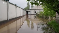 "Сел хонаамро чаппа кард, кӯдаконро базӯр наҷот додем"