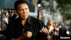 Мухамад Алі (Muhammad Ali), 2004 год