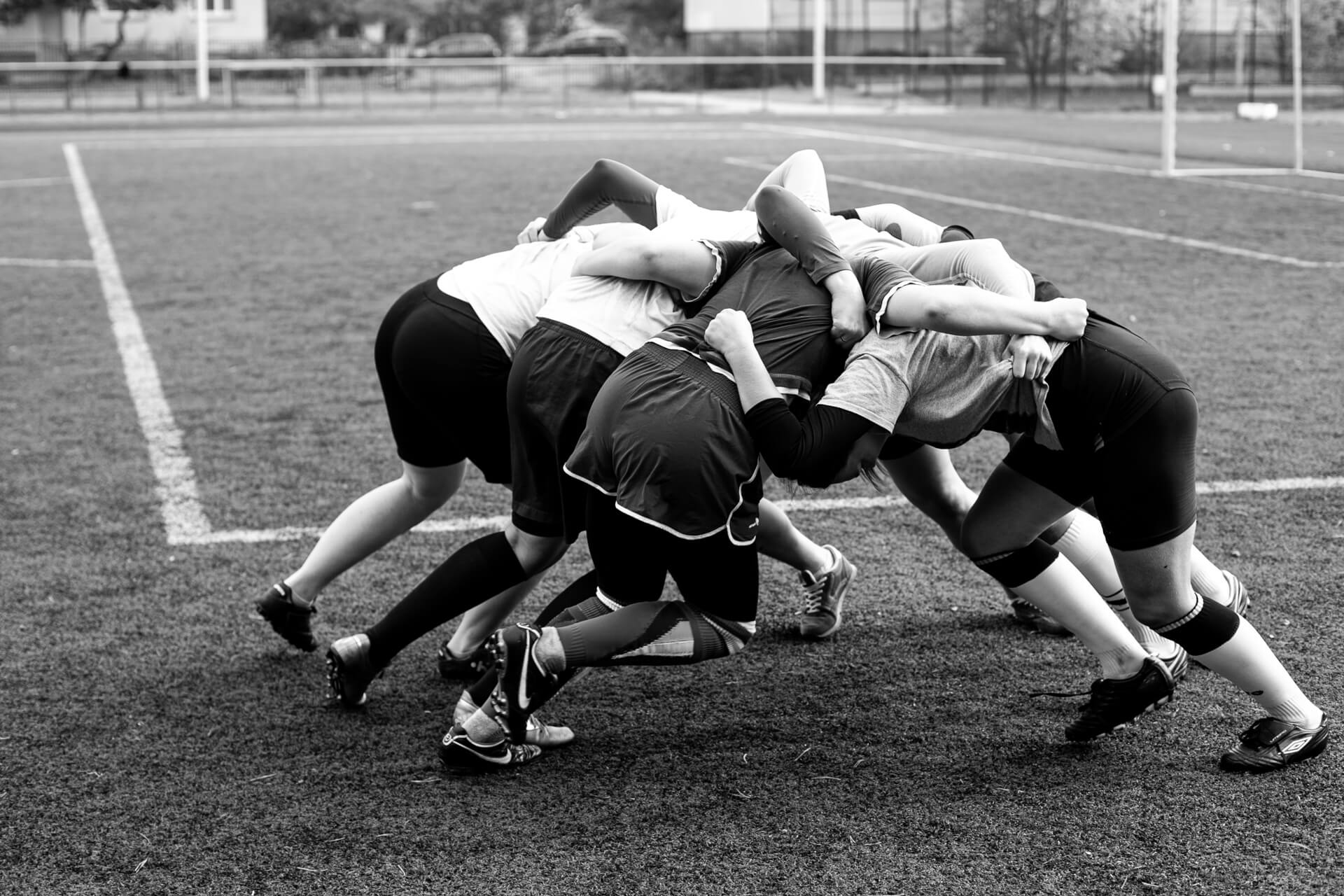 rugby players, photo by Uladz Hrydzin