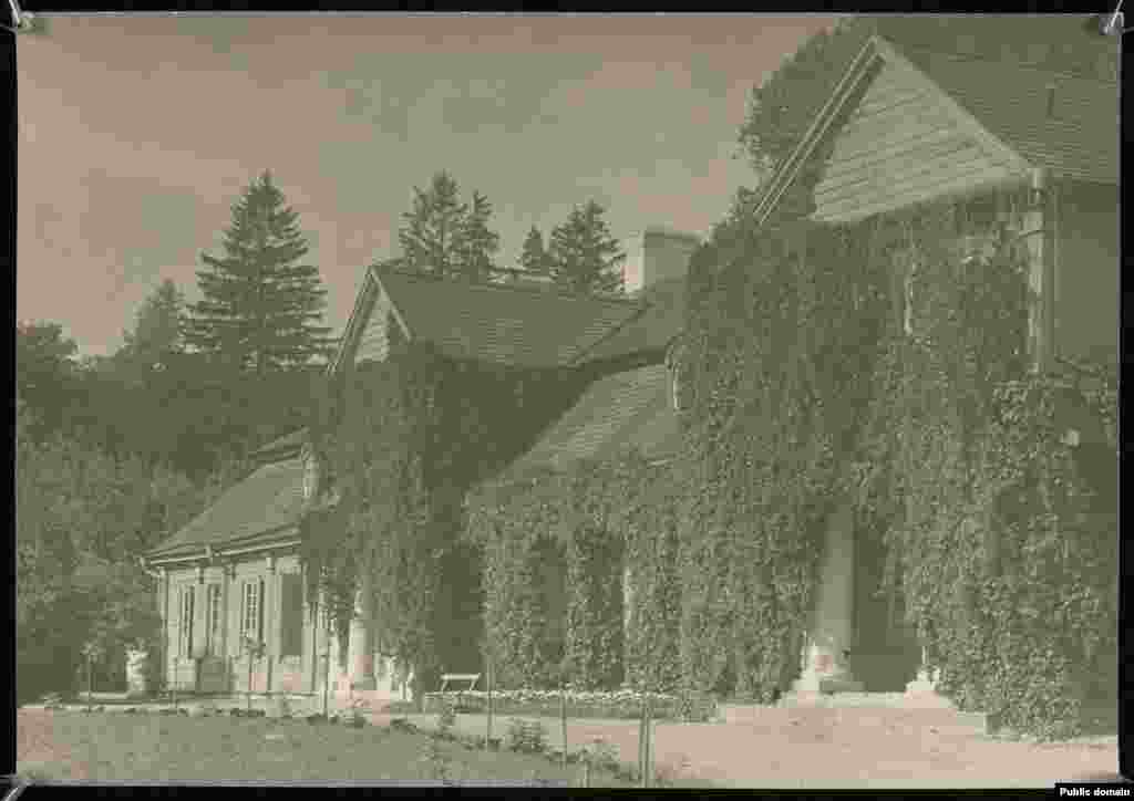 Палац Любанскіх у Варончы, Карэліцкі раён. Фота 1923 году.