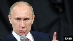 Владимир Путин, нахуствазири Русия