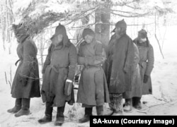 Палонныя савецкія салдаты, захопленыя пасьля нападу СССР на Фінляндыю ў 1940 годзе