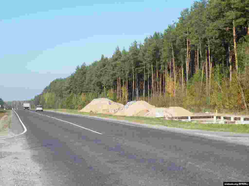 Пляцоўка пад статую «Праклён вайне» 