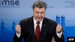 Президент Украины Петр Порошенко в Мюнхене, 7 февраля 2015 г. 