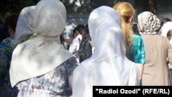 Tajikistan -- Tajik girl with hijab, 20Sep2012