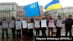 Акция в поддержку крымских татар в Петербурге