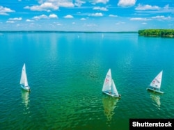 Яхты на Менскім моры. Фота @Shutterstock