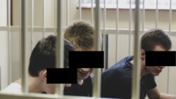 Ілюстрацыйнае фота. Суд за наркотыкі над падлеткамі 15, 16 і 17 гадоў – іх асудзілі да 8 і 10 гадоў турмы. Менск, 13 жніўня 2019 году