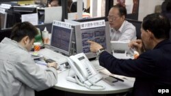 Японский индекс Nikkei упал на 3,9%, а вслед за ним и российский рынок