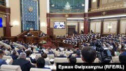 Парламент Мәжілісінің жалпы отырысы. Астана, 15 маусым 2018 жыл.