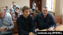 Павал Пагарцаў і Леанід Судаленка (справа)