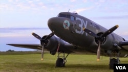 Douglas DC-3, ілюстрацыйнае фота