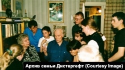 2004 год