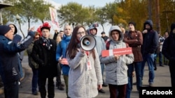 Ксения Пахомова на митинге в поддержку Алексея Навального