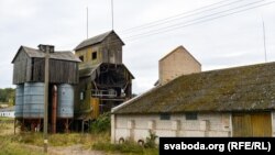 Адзін са збанкрутаваных беларускіх калгасаў, ілюстрацыйнае фота 