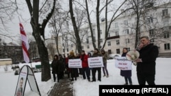 Пікет мясцовых жыхароў супраць будаўніцтва бізнэс-цэнтру