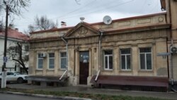 Старый дом по улице Новороссийской в Севастополе