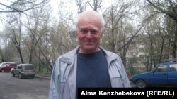 Зейнеткер Анатолий Селезнев. Алматы, 25 сәуір 2014 жыл.