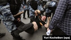 Задержания на акции 12 июня в Москве