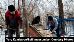 Эксгумацыя парэшткаў Зьмітрака Бядулі ў Казахстане