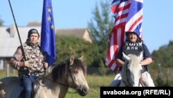 Архіўнае фота. Уладзімер Падгол і Аляксандар Таўстыка падчас прэзыдэнцкай кампаніі